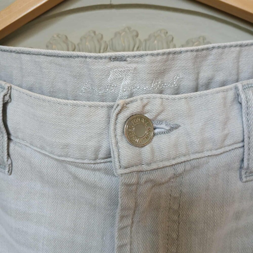 7 For All Mankind Gray Cutoff Shorts Size 28 - Picture 3 of 9